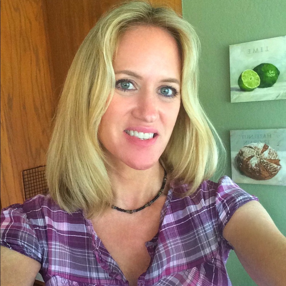 Meet your Posher, Gina
